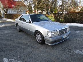 Mercedes-Benz E 320