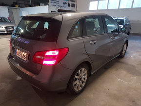 Mercedes-Benz B