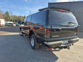 Ford Excursion