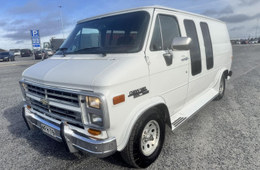 Chevrolet Chevy Van