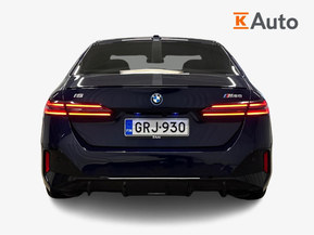 BMW i5 M60