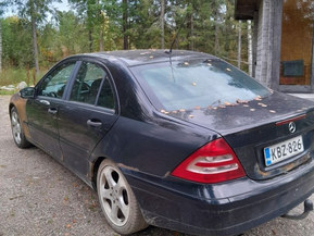Mercedes-Benz C 220
