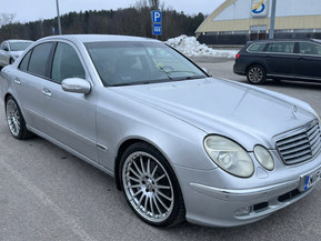 Mercedes-Benz E 320