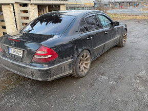 Mercedes-Benz E
