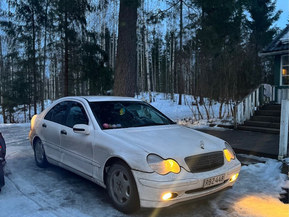 Mercedes-Benz C 180