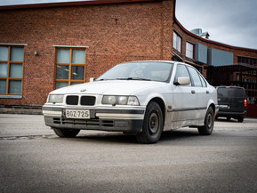 BMW 318