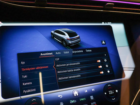 Mercedes-Benz EQS SUV