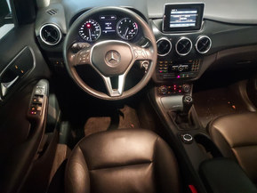 Mercedes-Benz B
