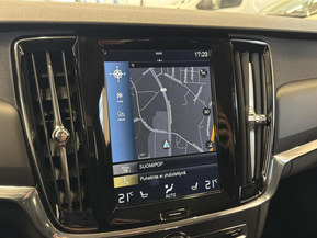 Volvo V90 Cross Country