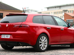 Alfa Romeo 159