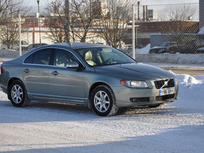 Volvo S80