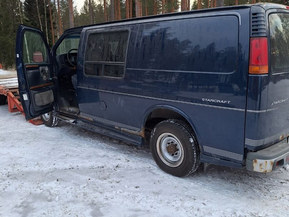 Chevrolet Express 2500