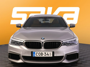BMW M550i