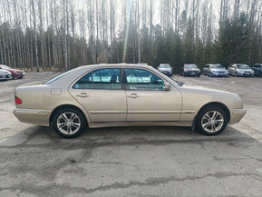 Mercedes-Benz E 320