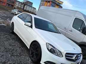 Mercedes-Benz E