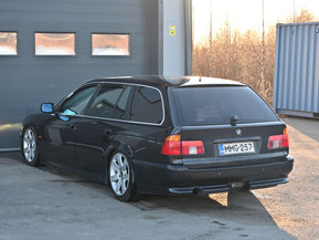BMW 530