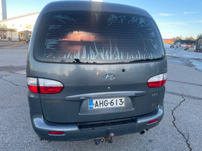 Hyundai H1 Van