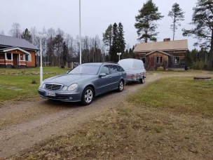 Mercedes-Benz 270