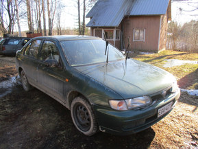 Nissan Almera