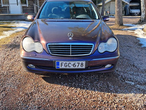 Mercedes-Benz C 180