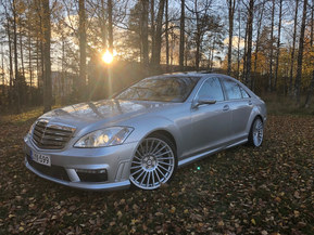 Mercedes-Benz S