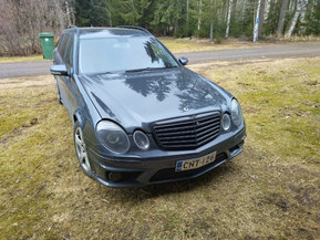 Mercedes-Benz E