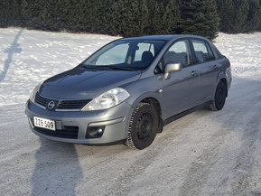 Nissan Tiida