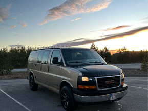 GMC Savana