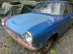 Ford Cortina