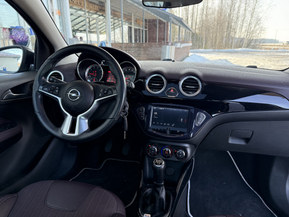 Opel Adam