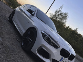 BMW M140i
