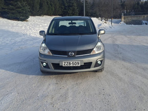 Nissan Tiida