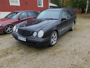 Mercedes-Benz E