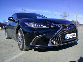 Lexus ES300