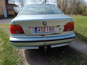 BMW 528