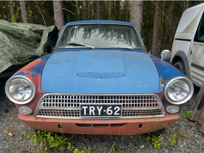 Ford Cortina
