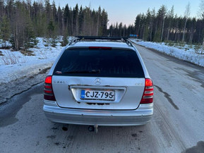 Mercedes-Benz C 220
