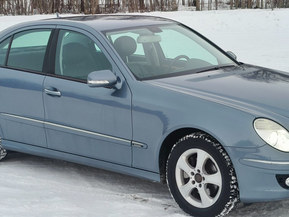 Mercedes-Benz E 220