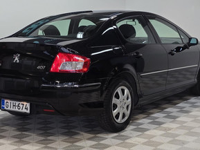 Peugeot 407