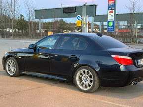 BMW 530