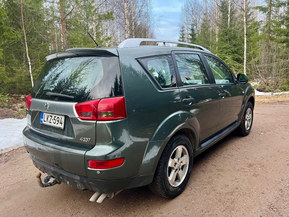 Peugeot 4007