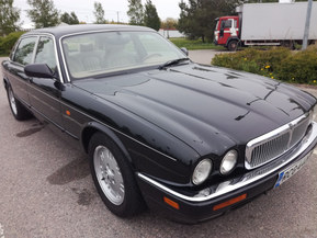Jaguar XJ6