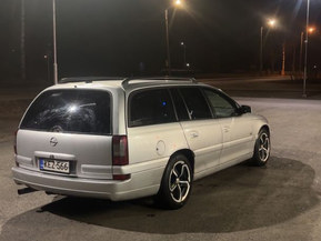 Opel Omega