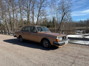 Volvo 244