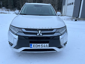 Mitsubishi Outlander PHEV