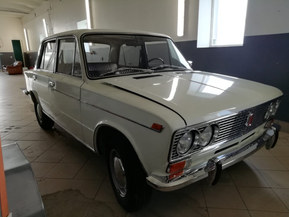 Lada 2103