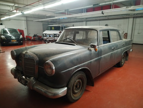 Mercedes-Benz 190