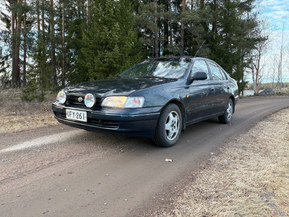 Toyota Carina E