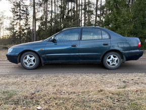 Toyota Carina E