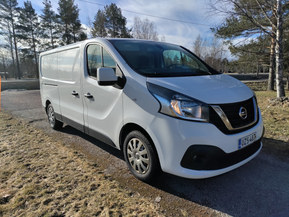 Nissan NV300